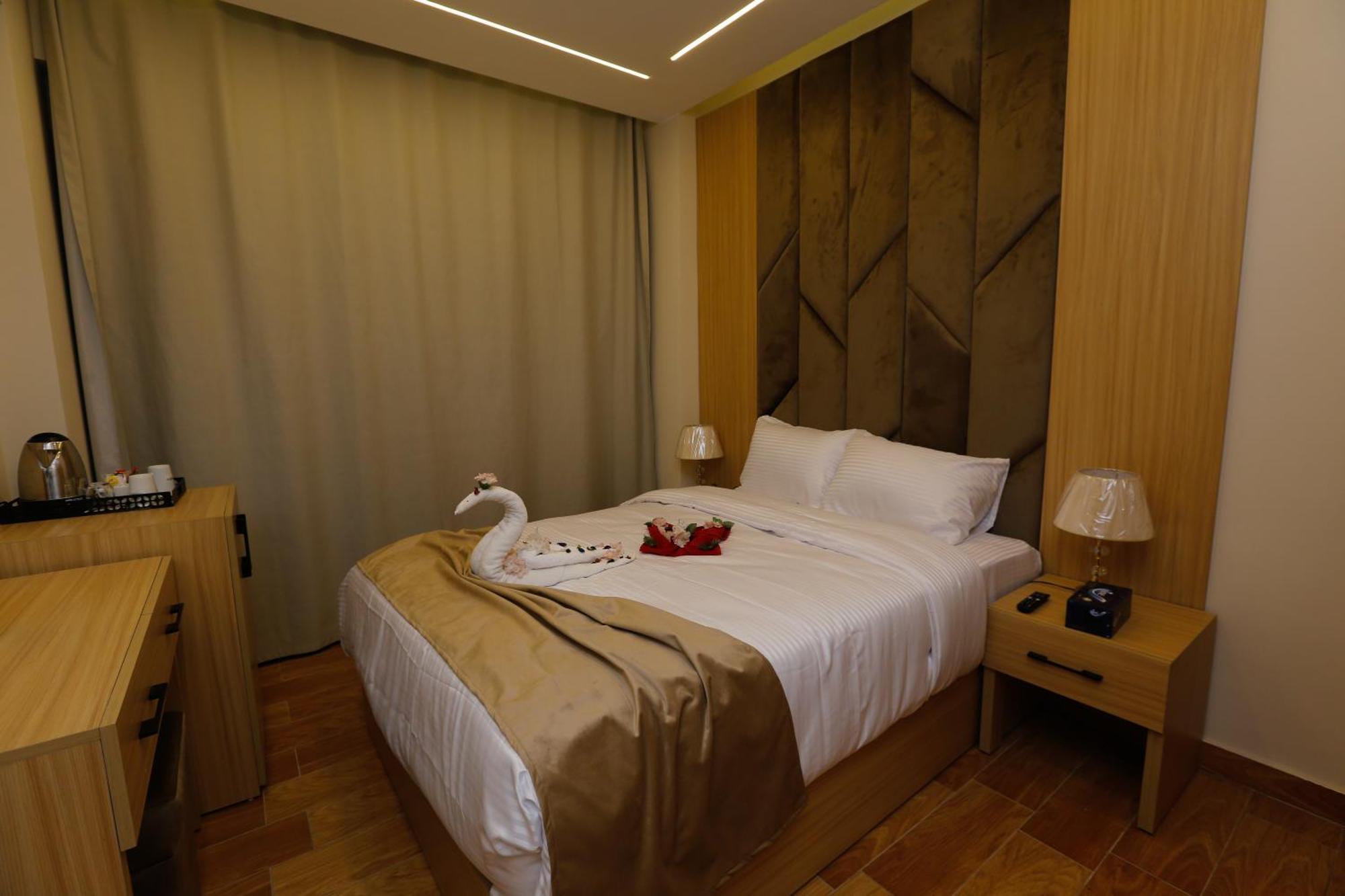 Rizk Pyramids View Hotel Kafret el-Gabal Extérieur photo