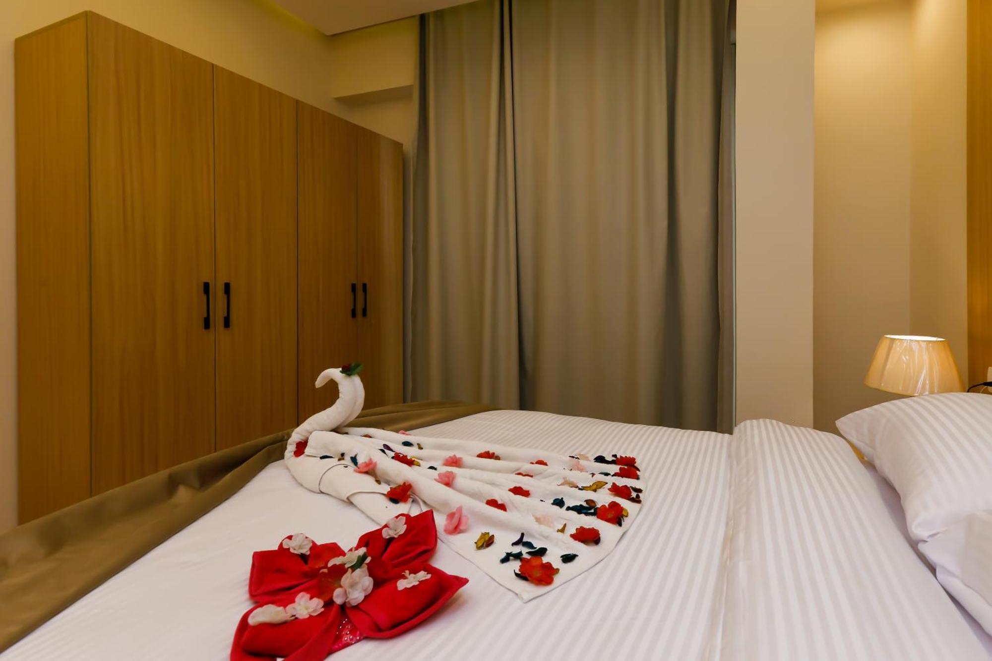 Rizk Pyramids View Hotel Kafret el-Gabal Extérieur photo